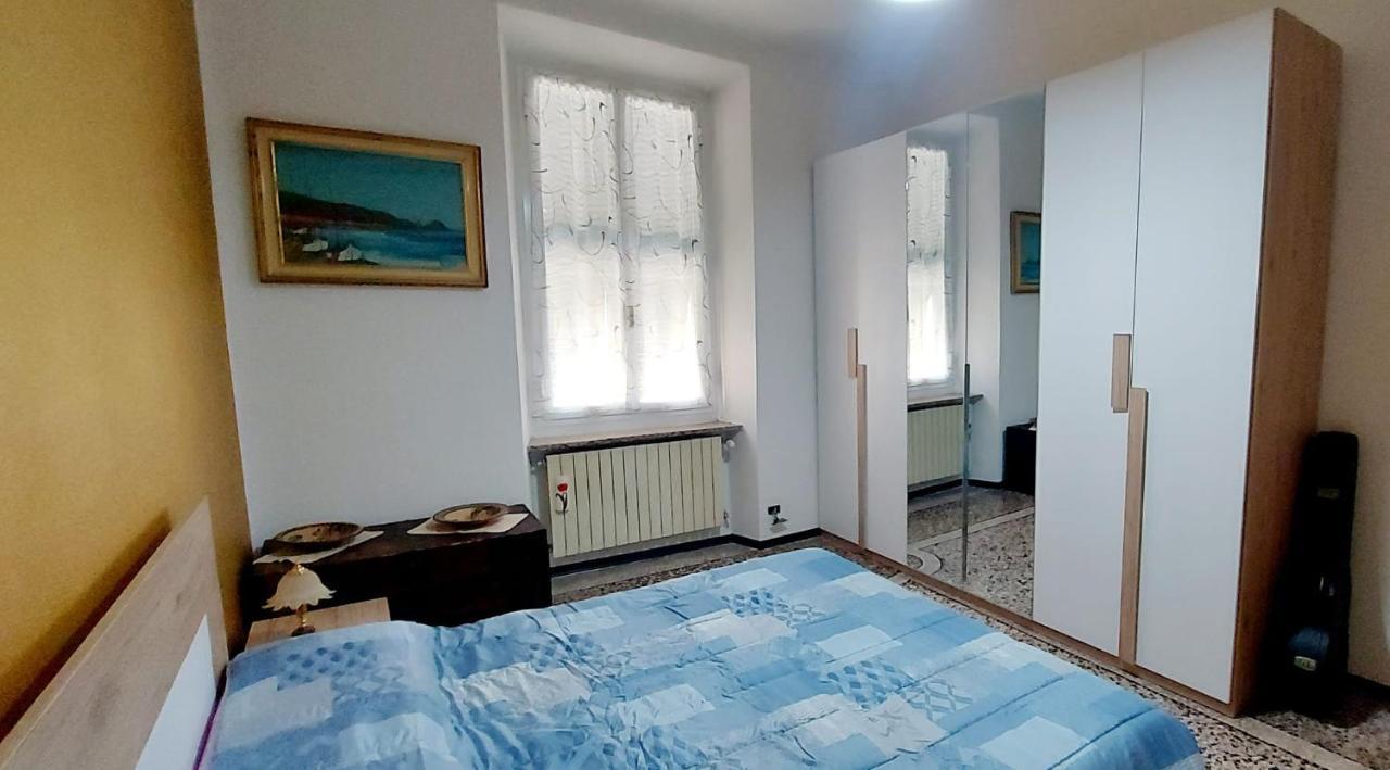 Ca' Mariuccia. Appartamento A Un Passo Dal Mare Savona Esterno foto